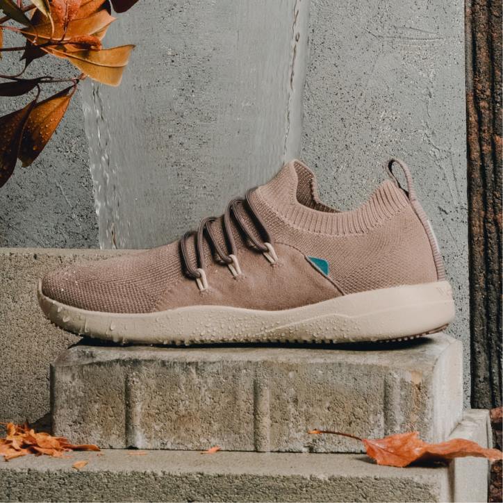 schlickbraun Vessi Stadtbild-Klassiker – Schluffbraun B4JF259