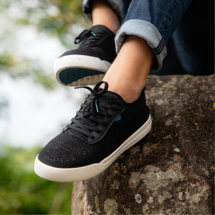 Asphaltschwarz Vessi Wochenende - Asphaltschwarz B4JF12